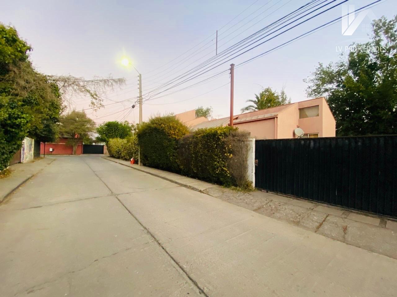 LVPROPIEDADES VENDE CASA CON GRAN POTENCIAL EN BARRIO CONSOLIDADO DE SAN FELIPE